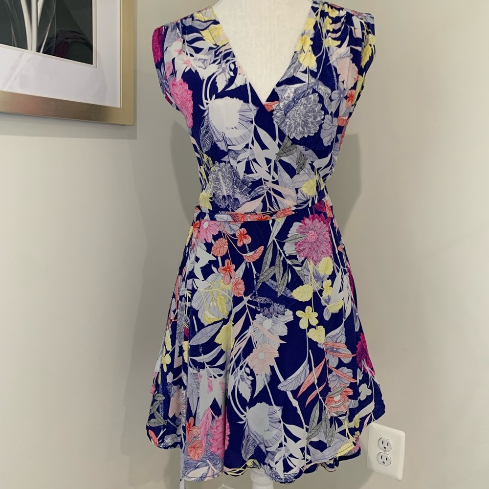 Yumi Kim 💯 Silk Floral Wrap Dress